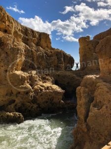 Ausgespühlte Felsen bei Lagos, Portugal